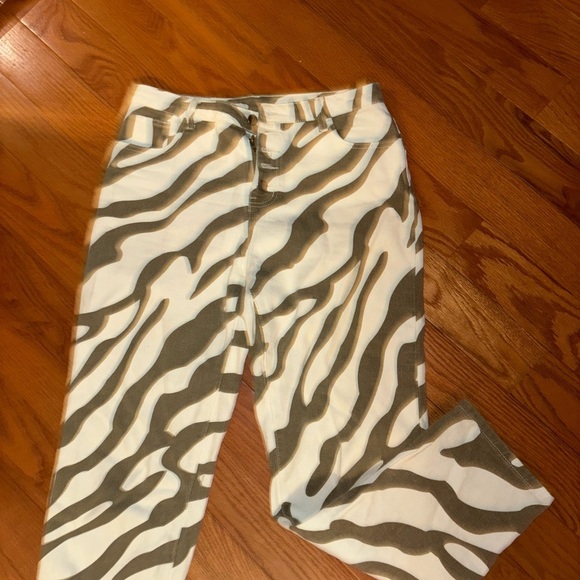 Zebra Print Y2K Highwaisted Jean Pants - Picture 2 of 2